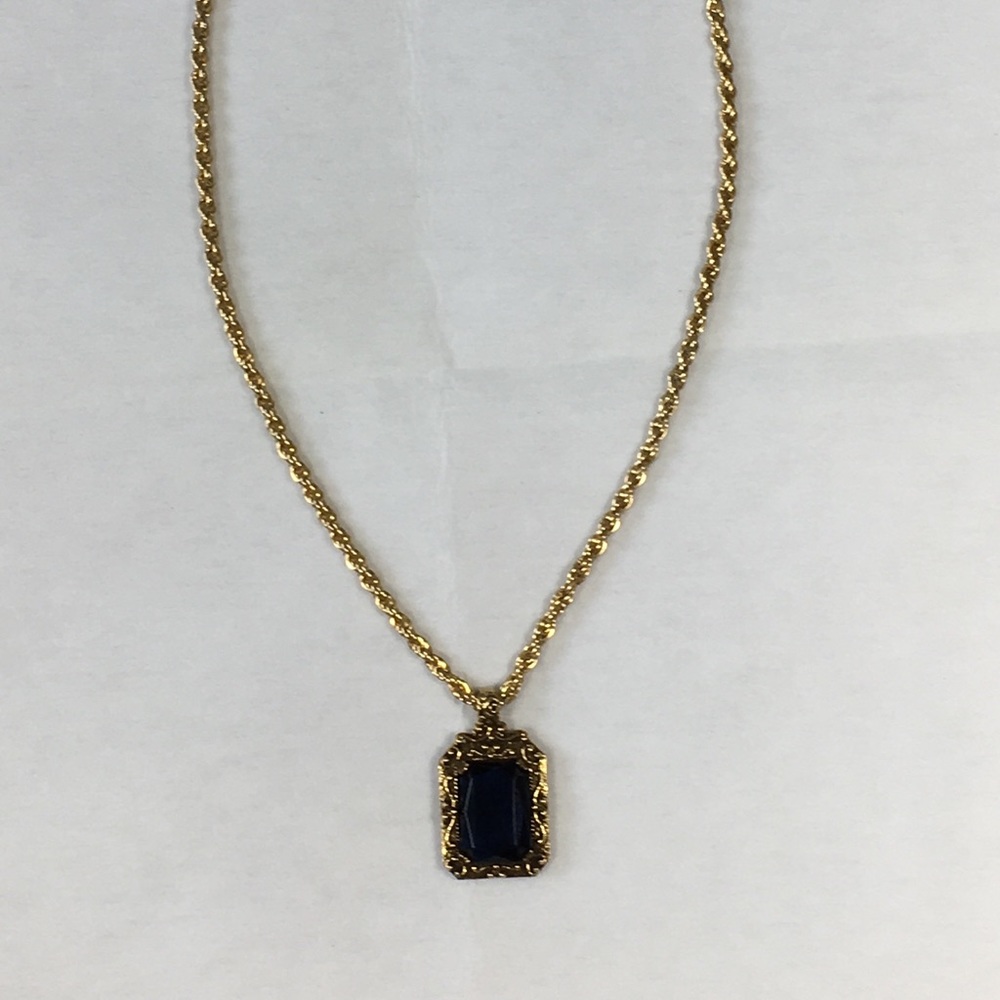 Irish necklace by TARA Gold tone large blue stone - Picture 2 of 8